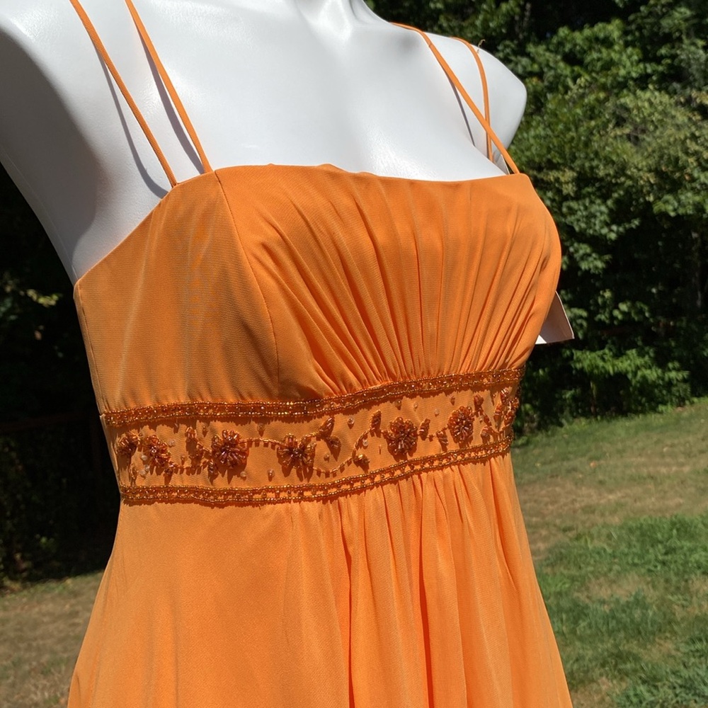 David’s Bridal sunny orange pleated beaded waist lined event dress size 10 - Picture 2 of 8